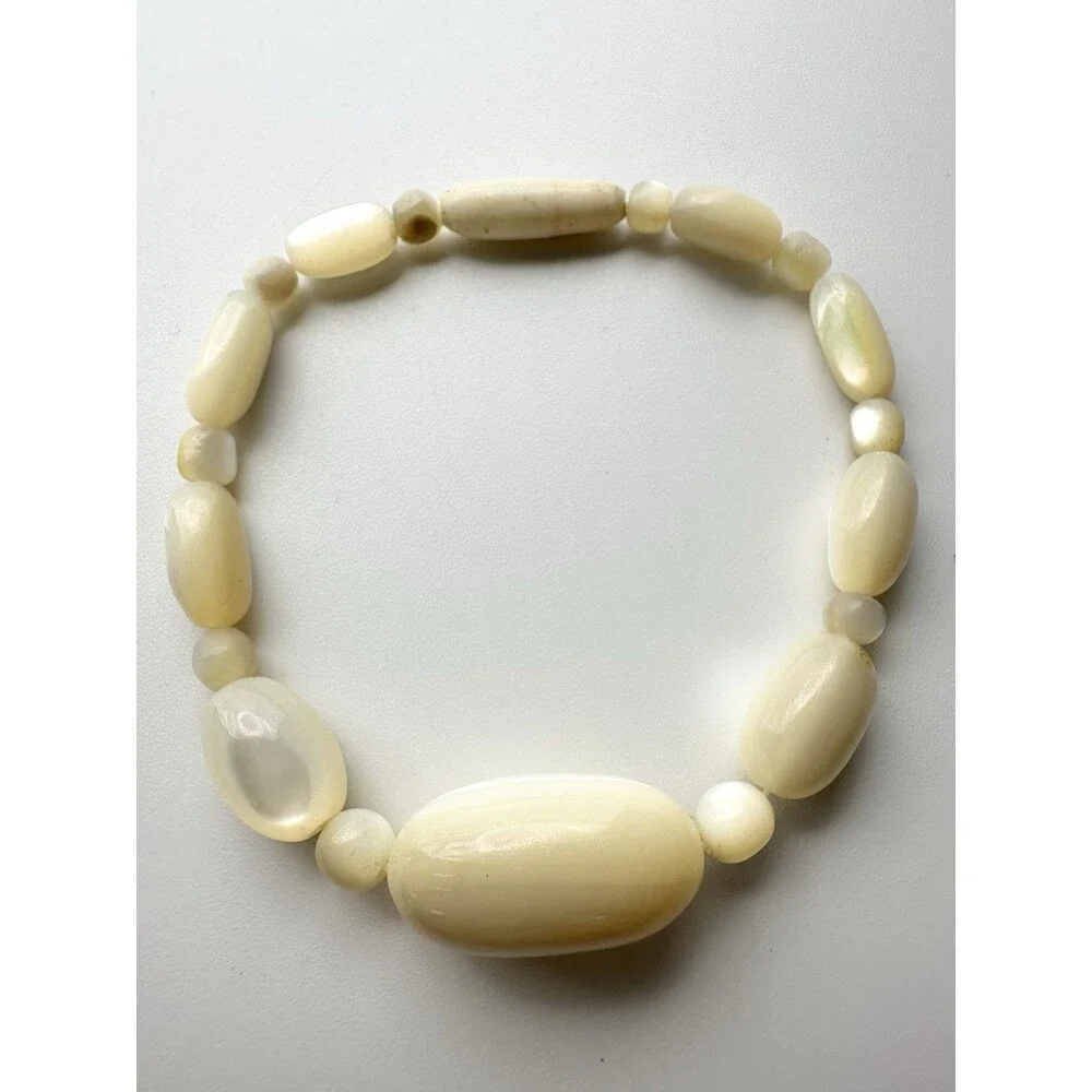 Vintage Mother Of Pearl Bead Bracelet 7”